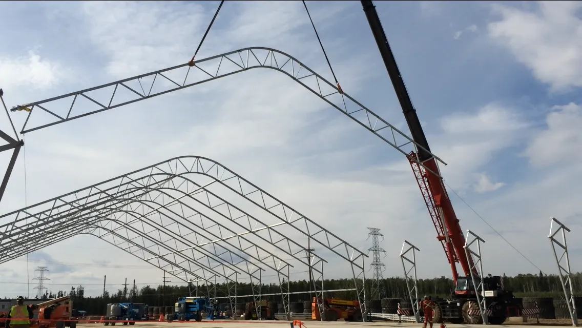 HERITAGE 21 — 21″ truss profile, exterior, clear sky